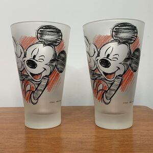 Disneyland Resort - Paris : Mickey Mouse frosted glass Set Of 2